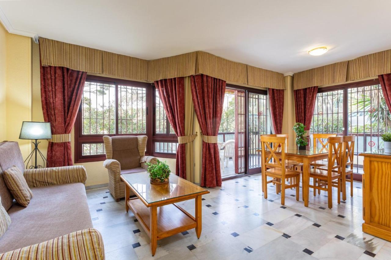 Holidays2Mijas Costa Lubina Del Sol Frontline Beach, Pool, Terrace, Seaview & Parking Sitio de Calahonda Bagian luar foto