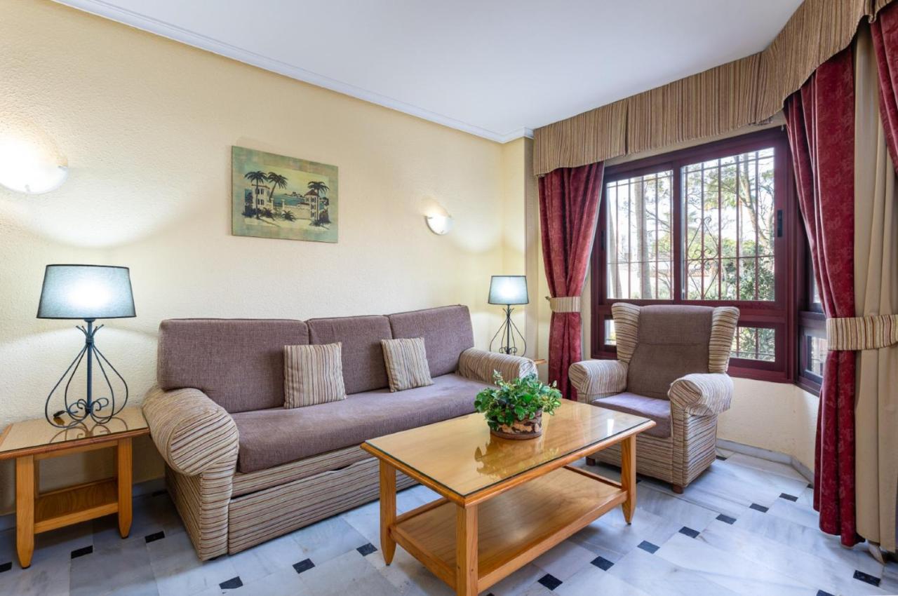Holidays2Mijas Costa Lubina Del Sol Frontline Beach, Pool, Terrace, Seaview & Parking Sitio de Calahonda Bagian luar foto