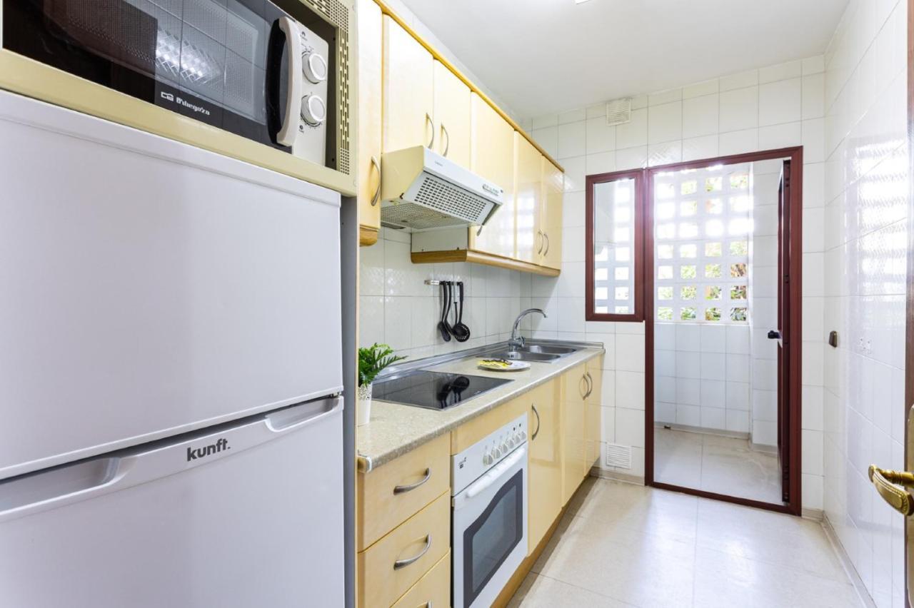 Holidays2Mijas Costa Lubina Del Sol Frontline Beach, Pool, Terrace, Seaview & Parking Sitio de Calahonda Bagian luar foto
